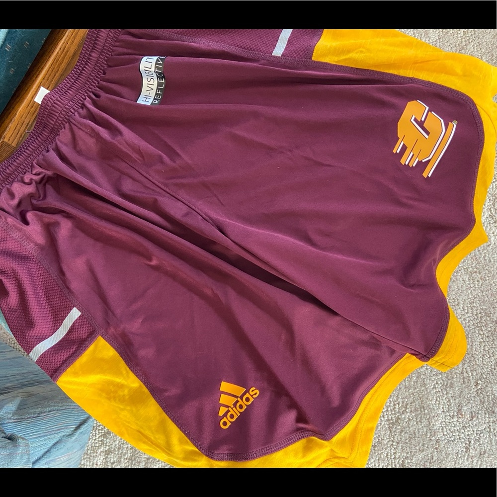 Central Michigan University basketball shorts